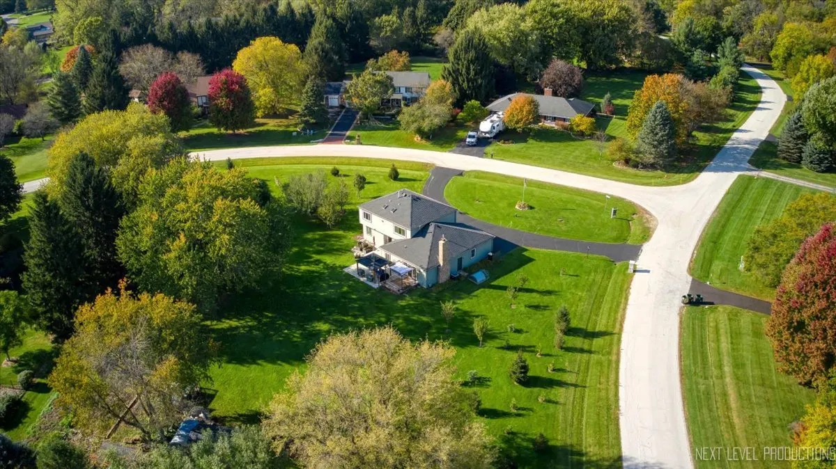 6N286 Creekside Drive IL