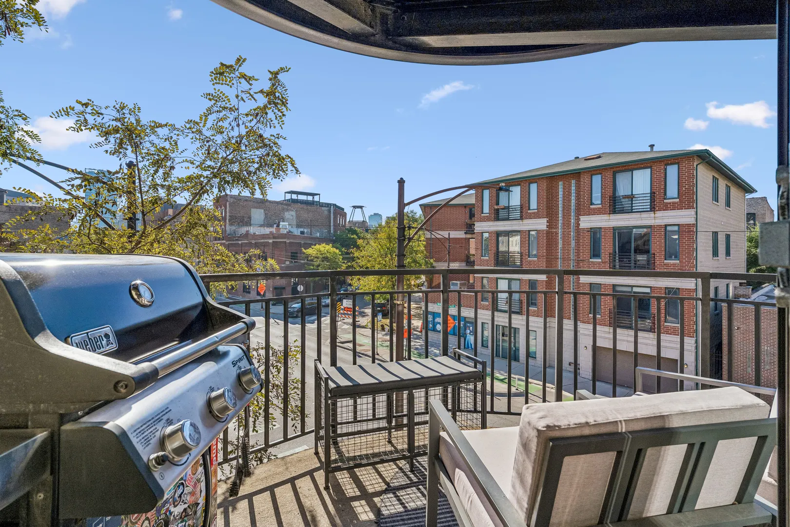 875 N Milwaukee Avenue IL #2S
