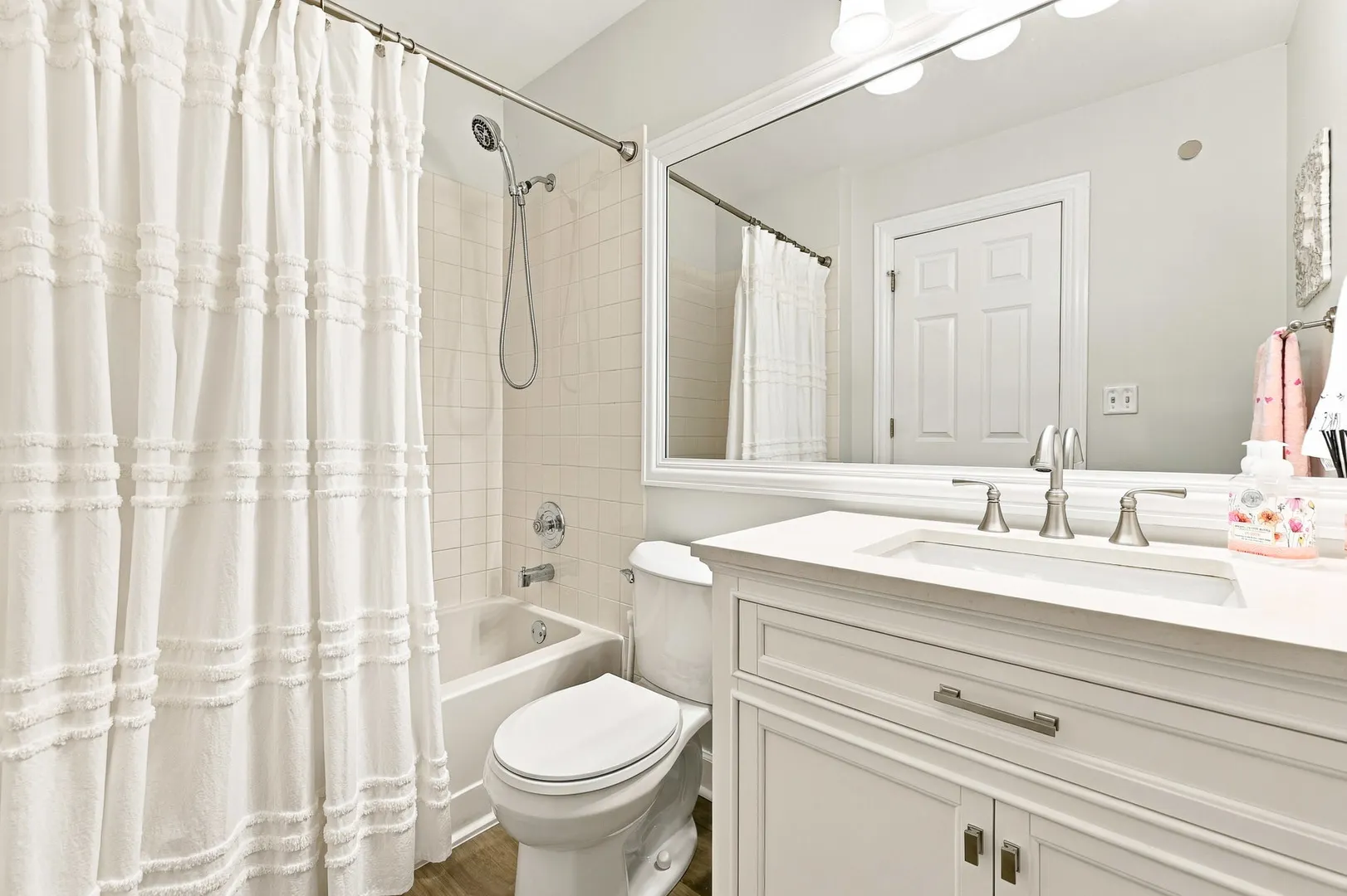 380 Dorchester Lane IL