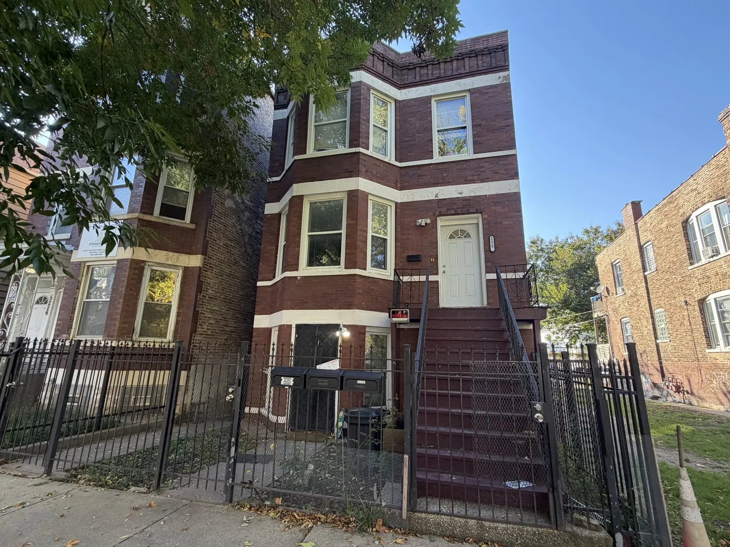 5224 S PAULINA Street IL