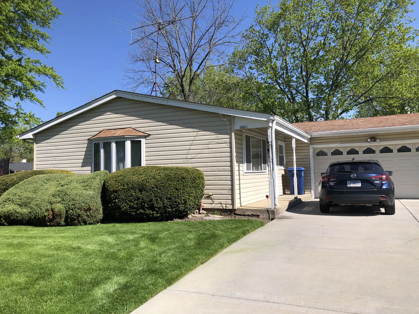 36531 N Douglas Terrace IL