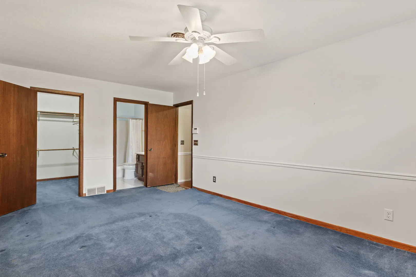 1223 Crow Creek Road IA