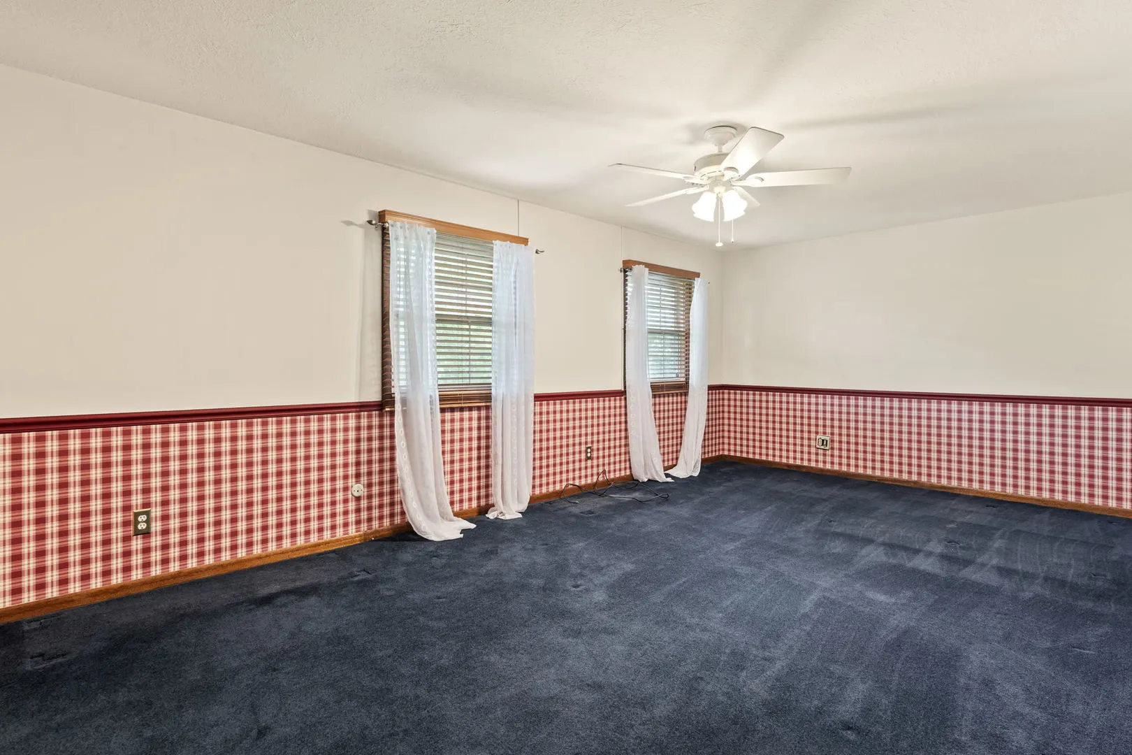 1223 Crow Creek Road IA