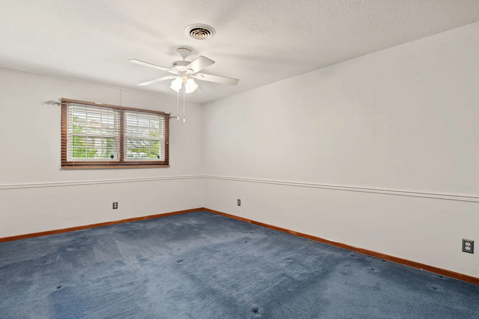1223 Crow Creek Road IA