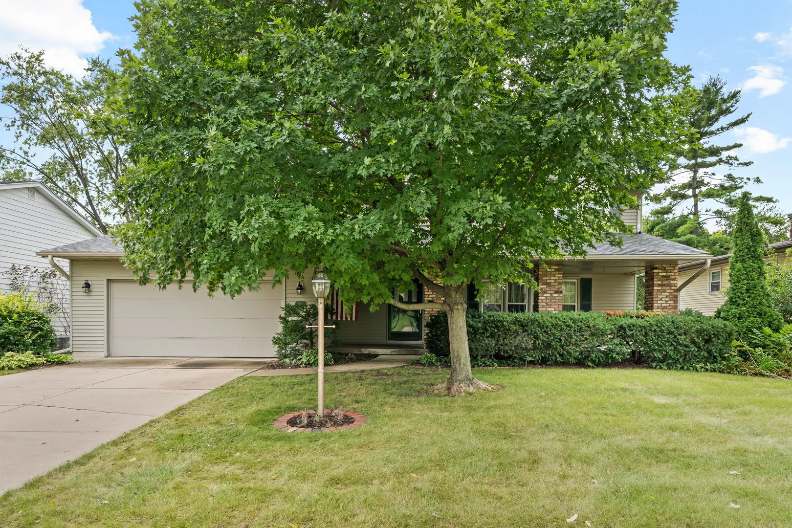 1223 Crow Creek Road IA