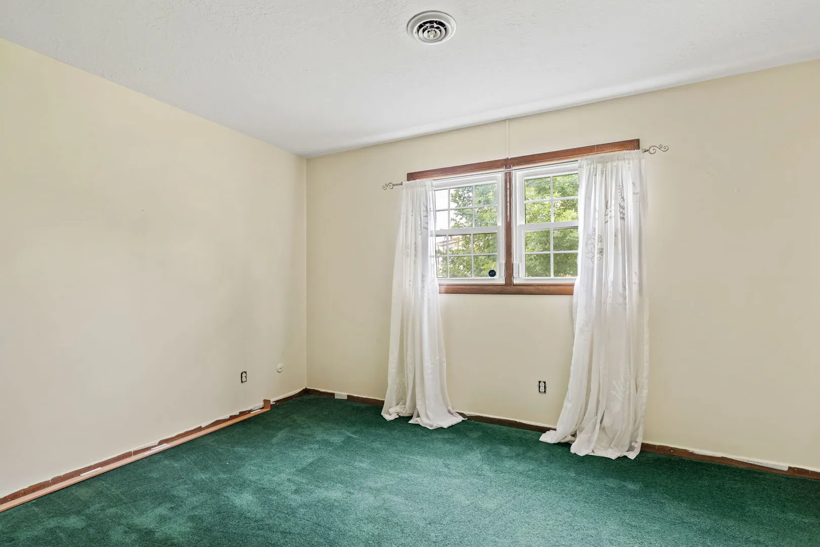 1223 Crow Creek Road IA