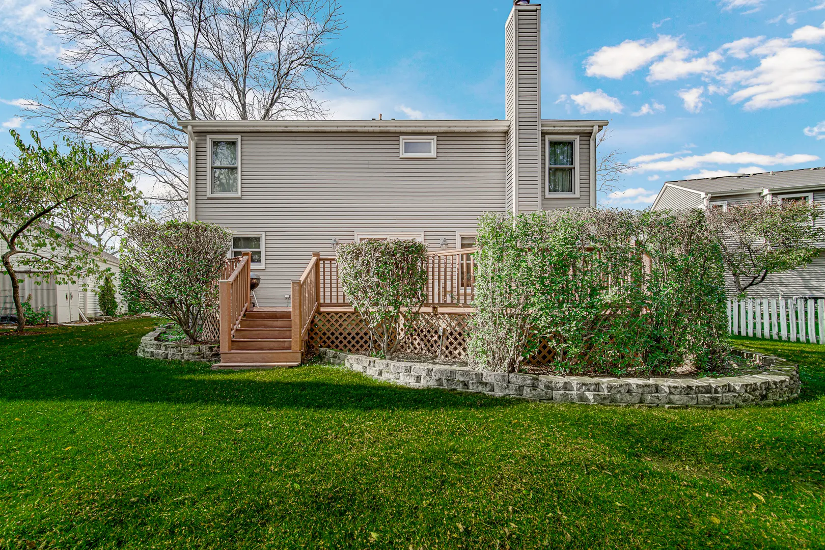 77 N Fiore Parkway IL
