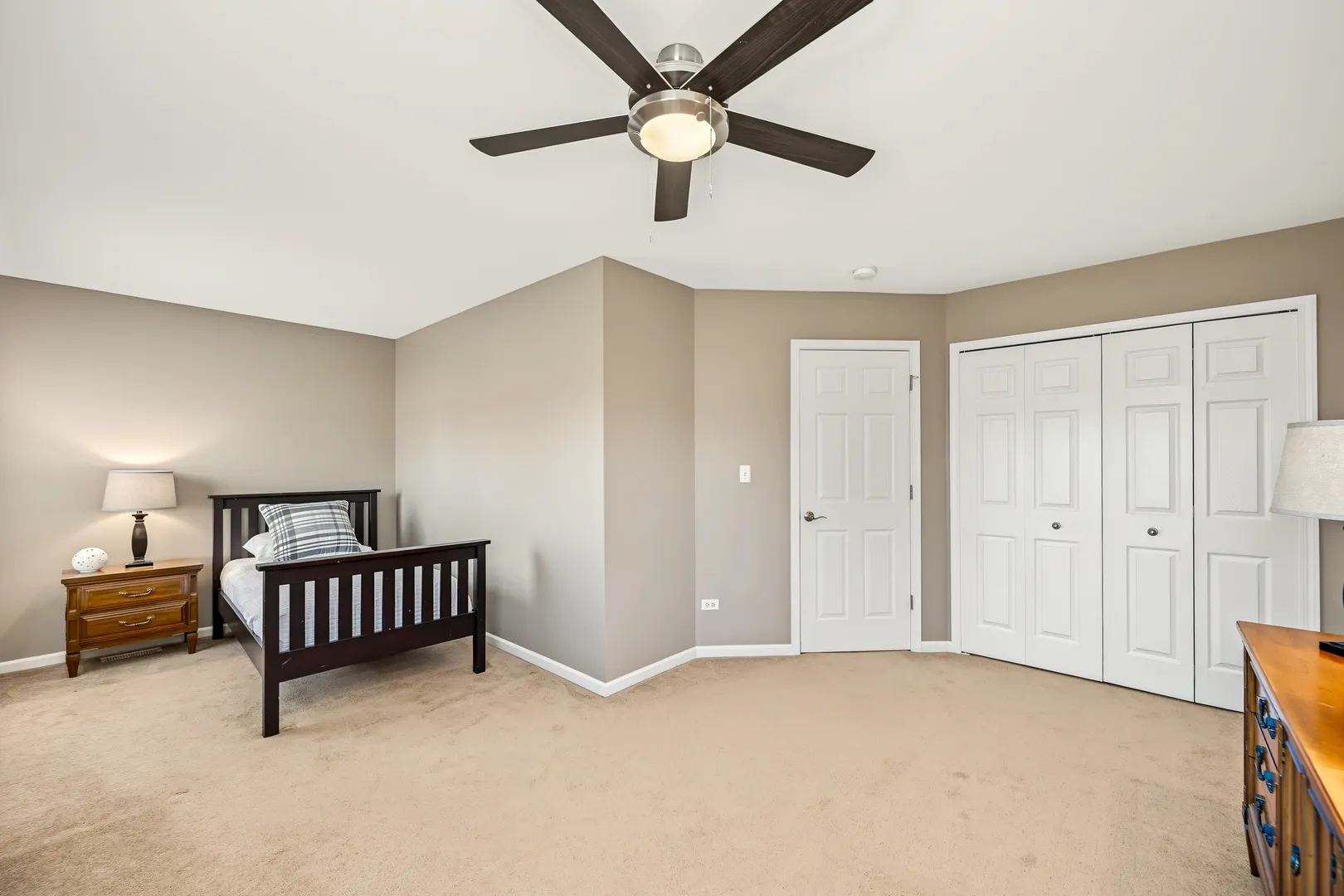 24914 Emerald Avenue IL