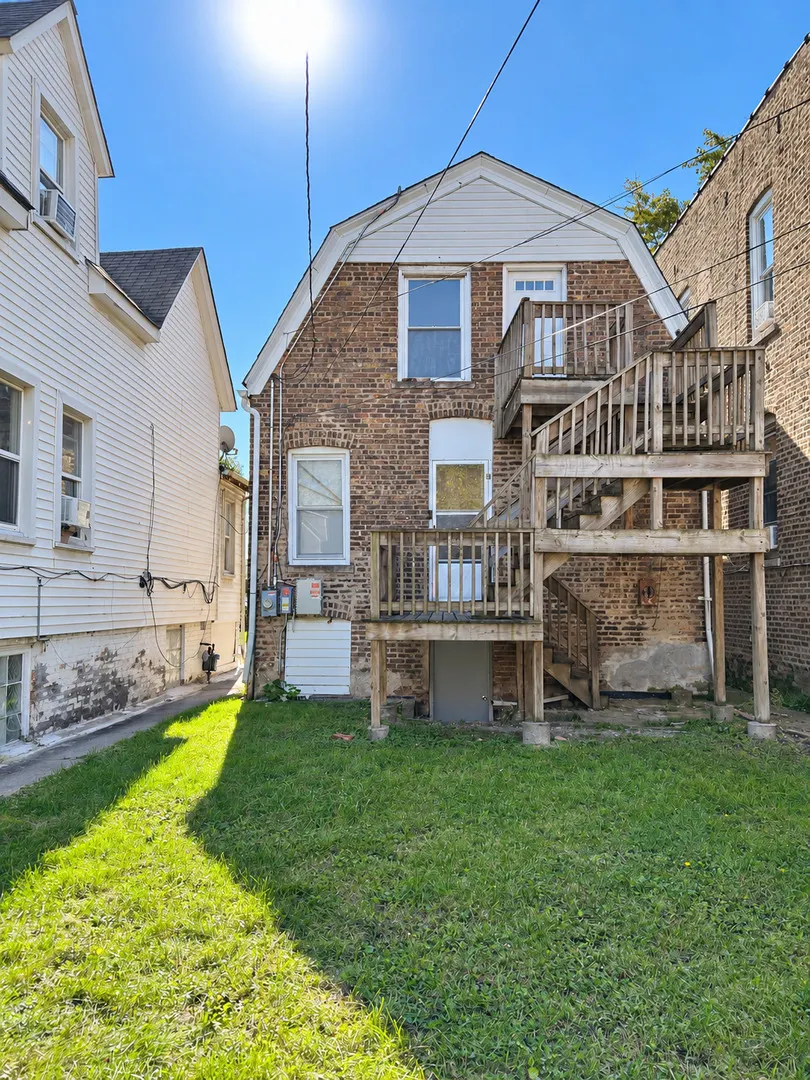 4634 W Ohio Street IL