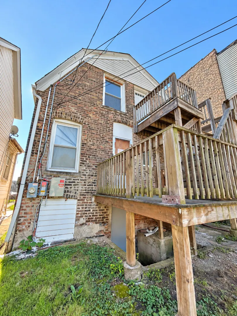 4634 W Ohio Street IL