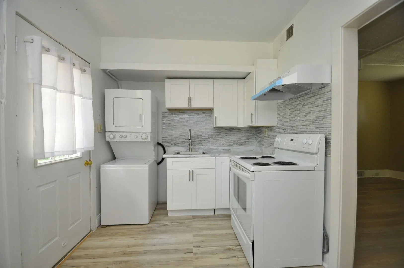 615 Green Street IL #LOWER