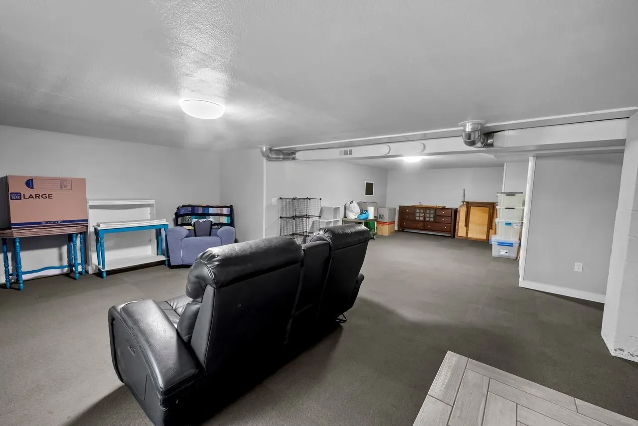 2701 Blackhawk Road IL