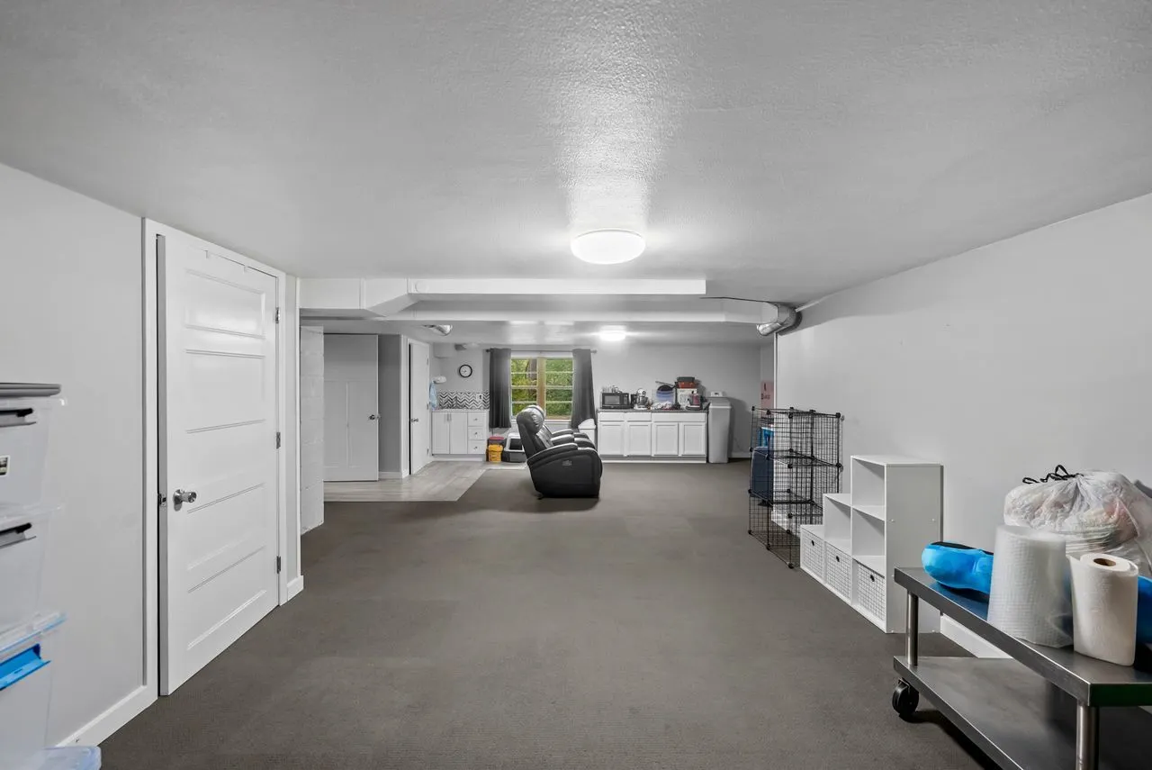 2701 Blackhawk Road IL