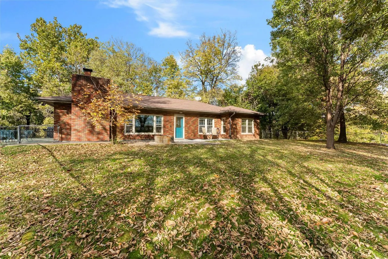 2701 Blackhawk Road IL