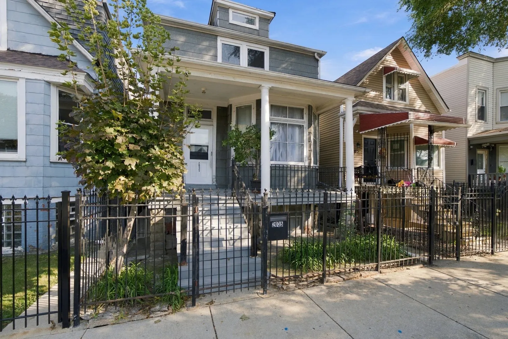 2035 N Karlov Avenue IL