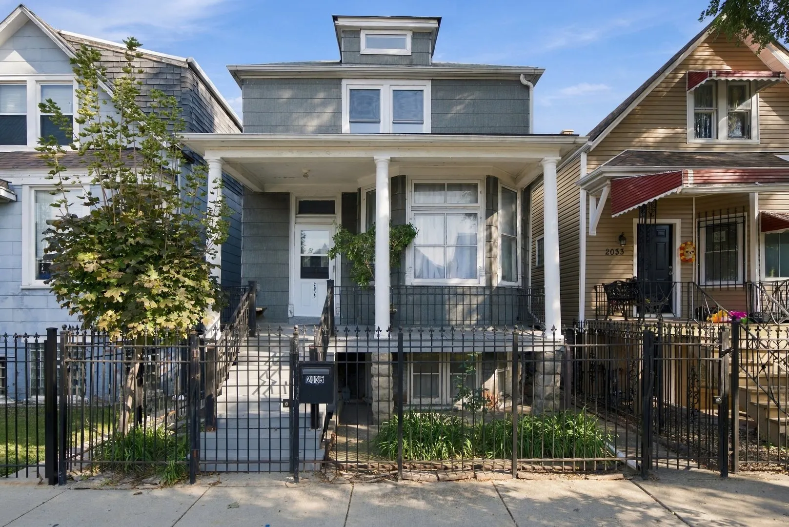 2035 N Karlov Avenue IL