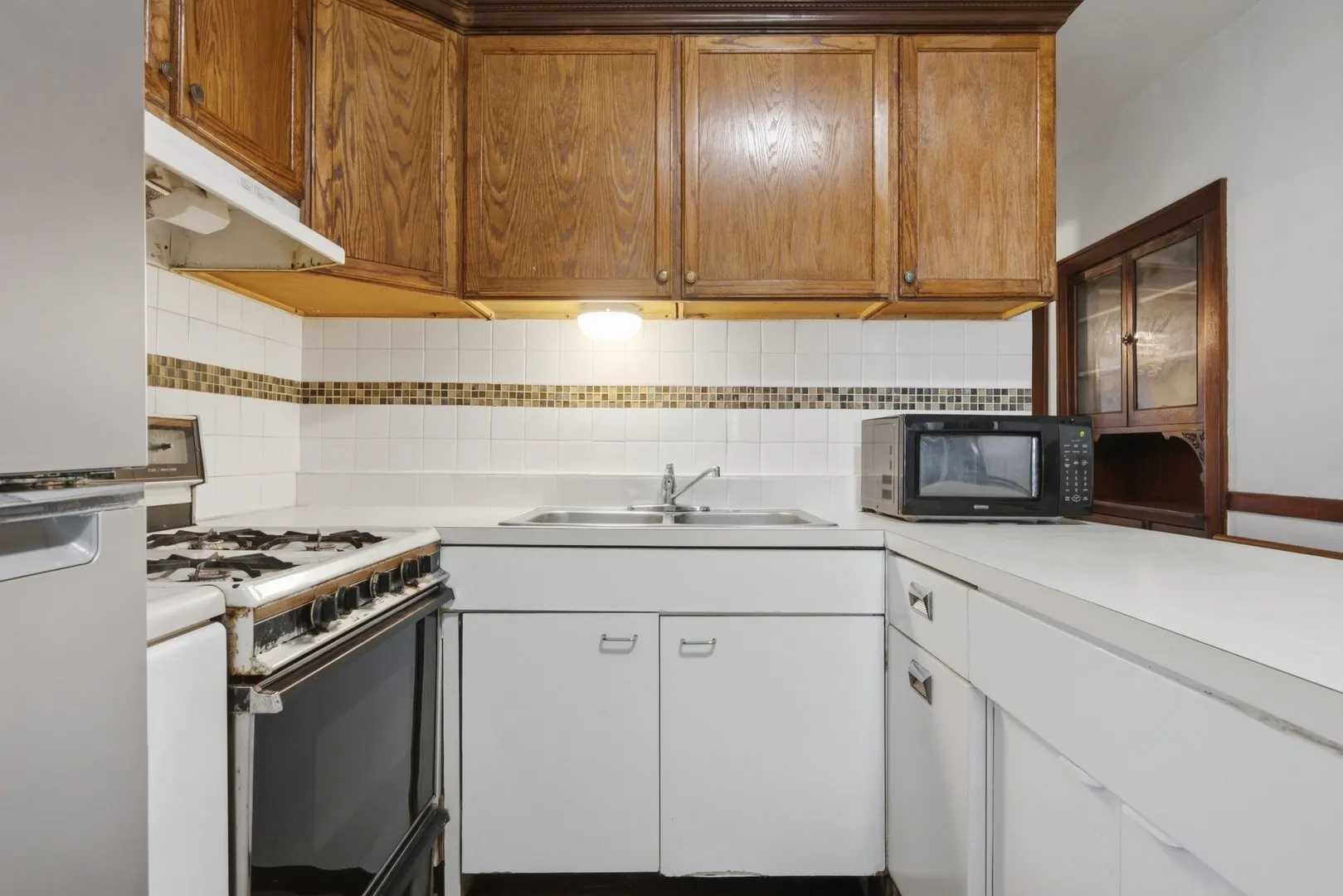 2035 N Karlov Avenue IL