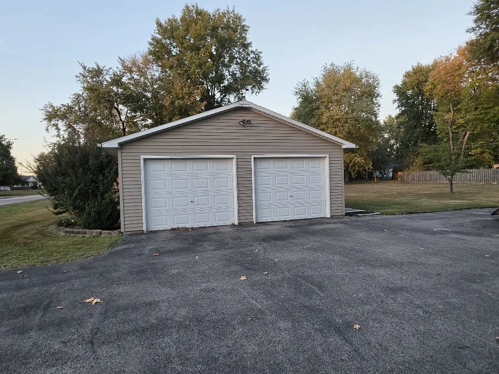 119 W Galaxy Drive IL