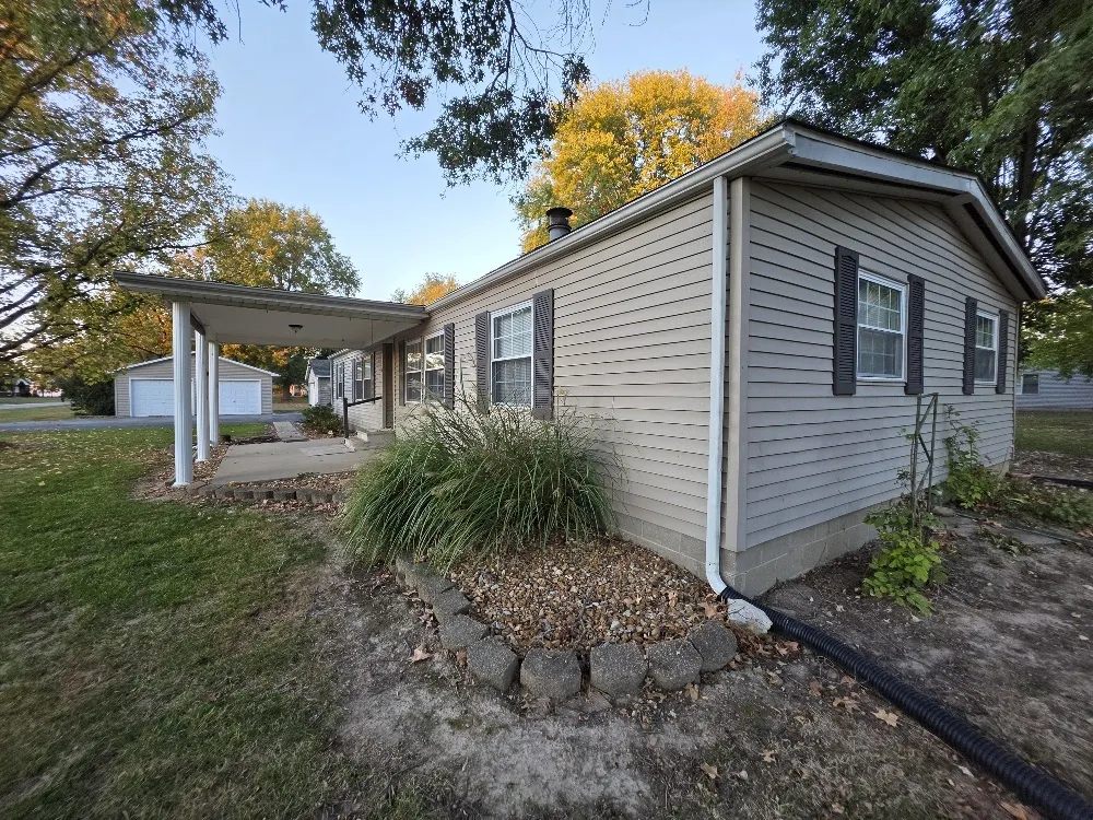 119 W Galaxy Drive IL