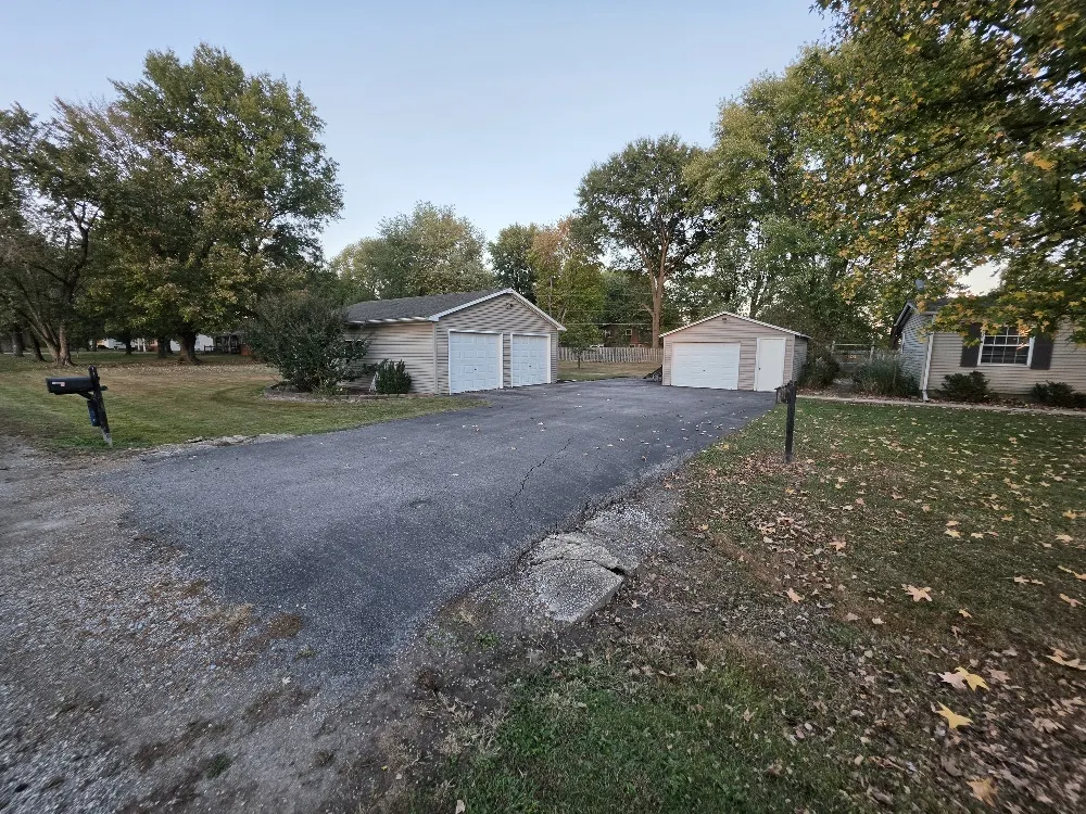 119 W Galaxy Drive IL