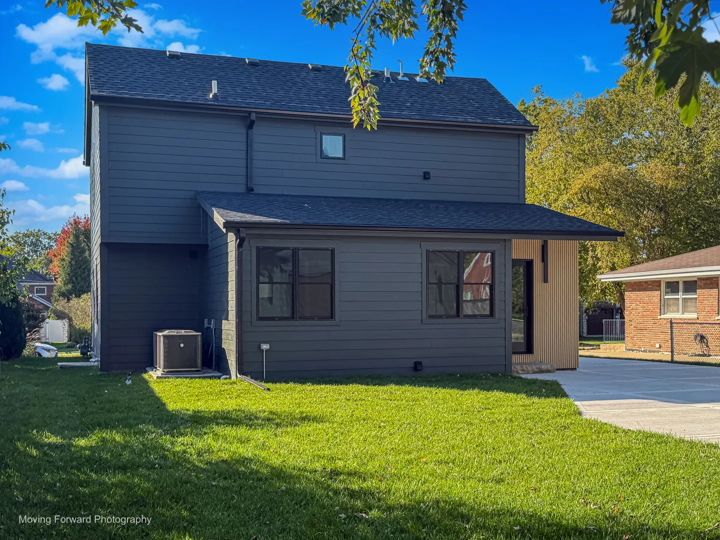857 S Poplar Avenue IL