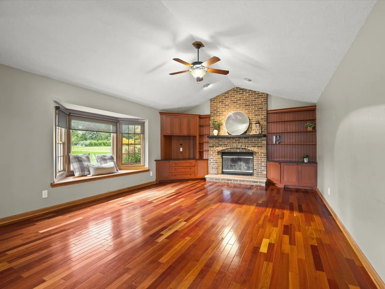 10230 Heatherridge Lane IL