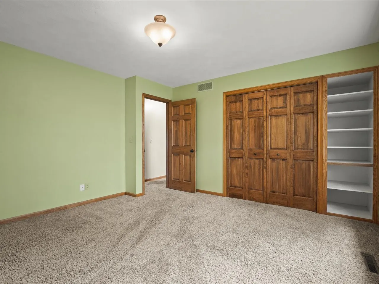 10230 Heatherridge Lane IL