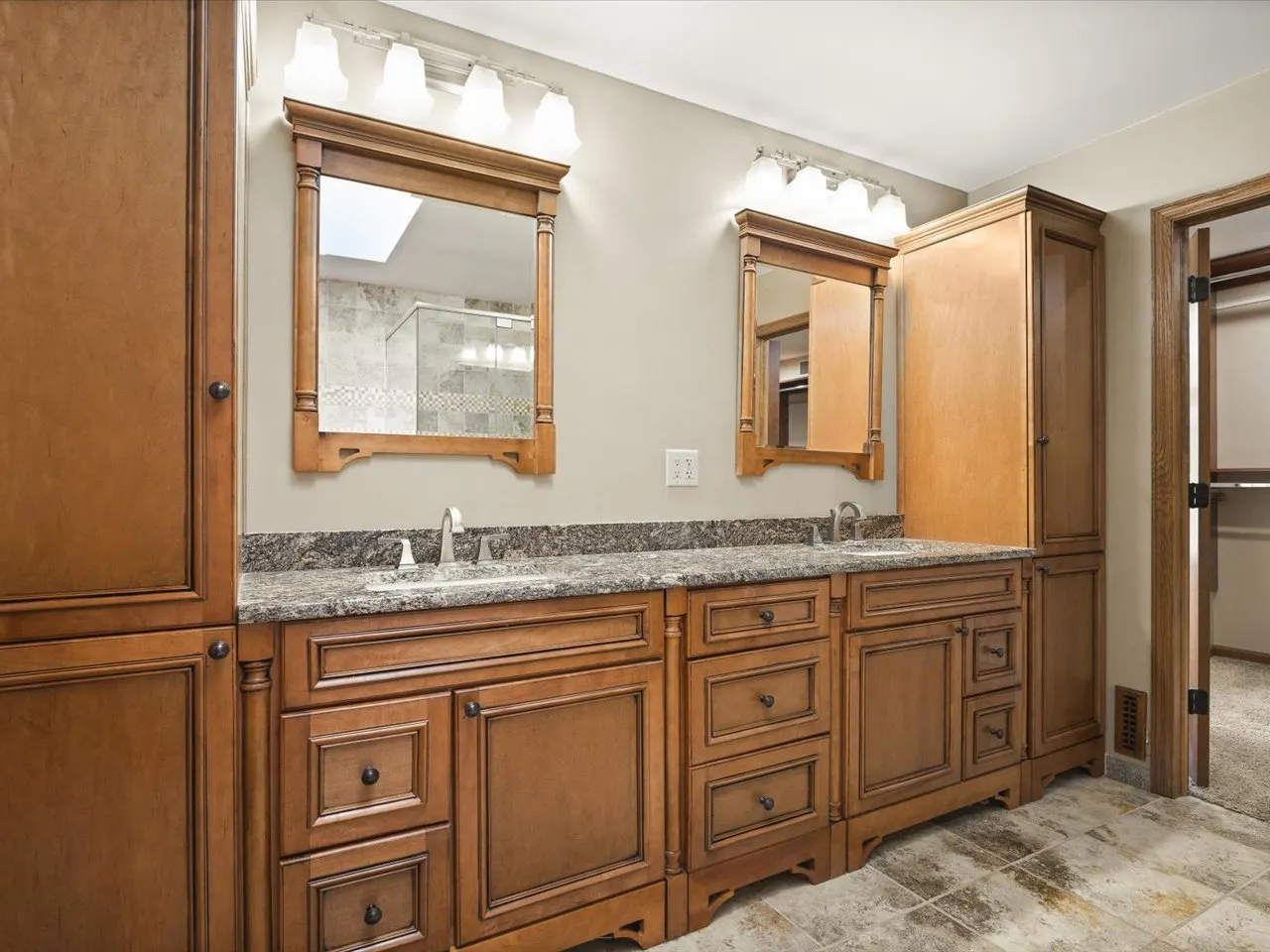10230 Heatherridge Lane IL