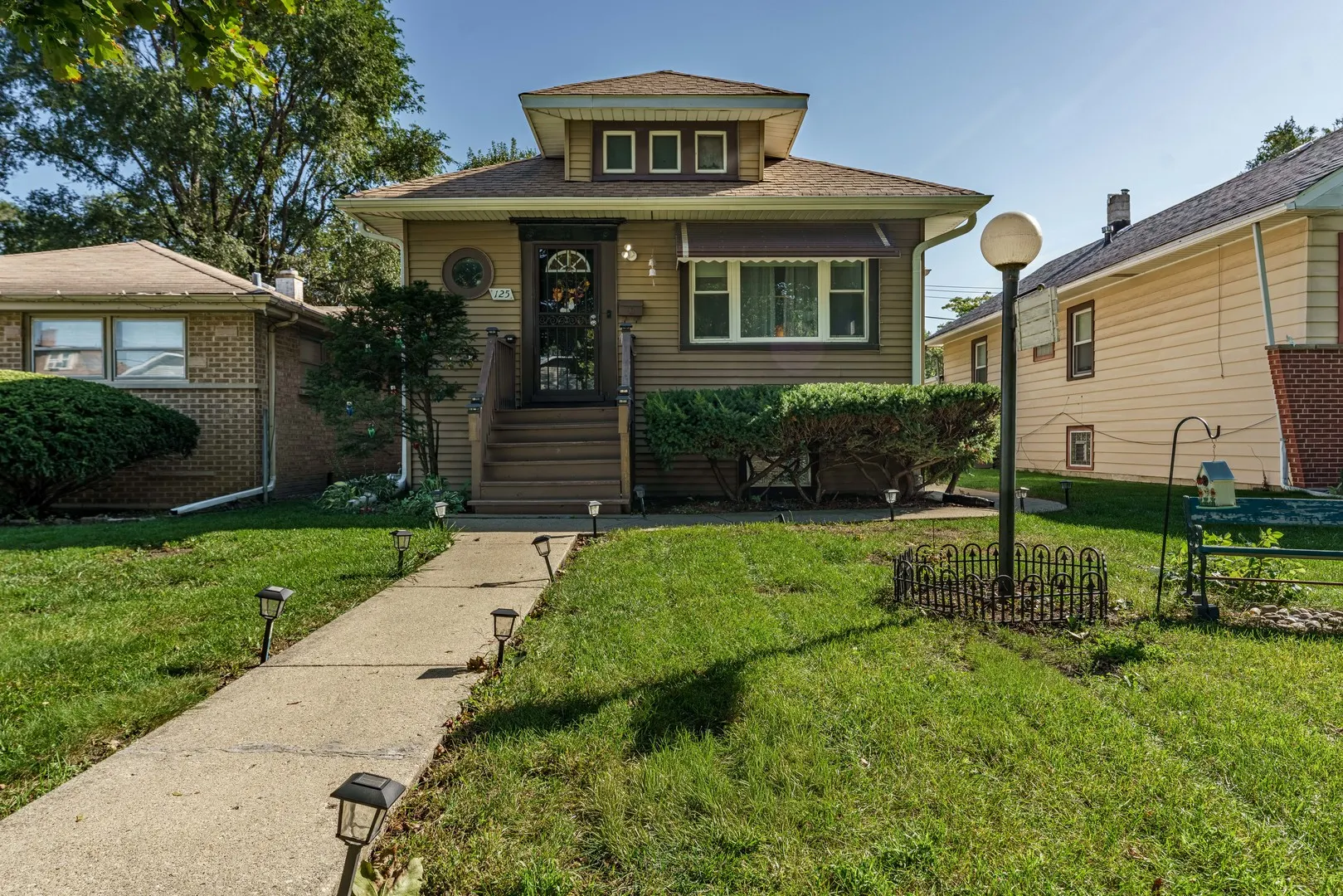 125 S 21st Avenue IL