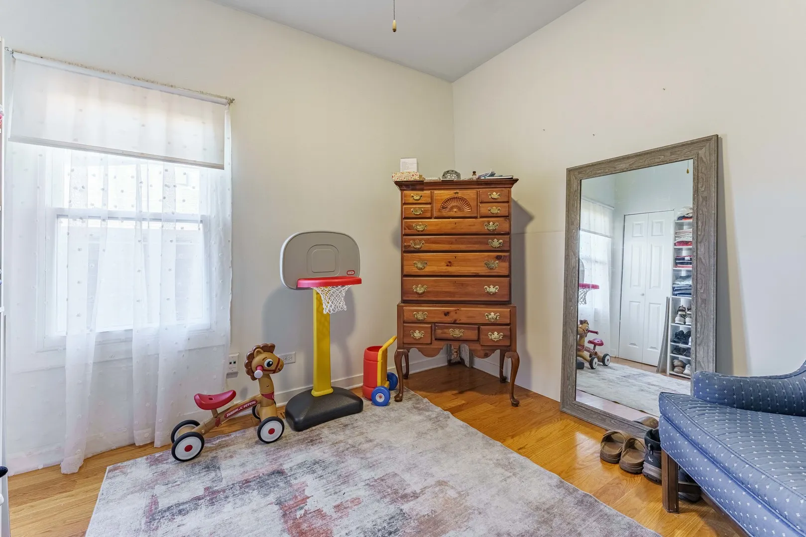 125 S 21st Avenue IL