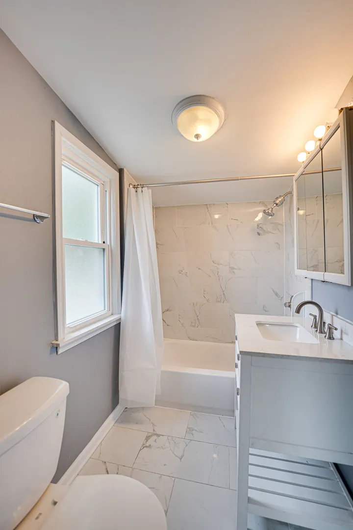 208 MOUND Street IL #2