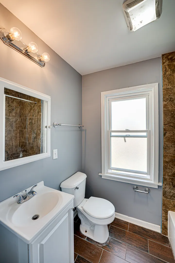 208 MOUND Street IL #2