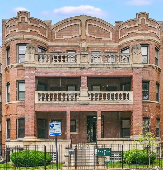 5743 S Michigan Avenue IL #2S