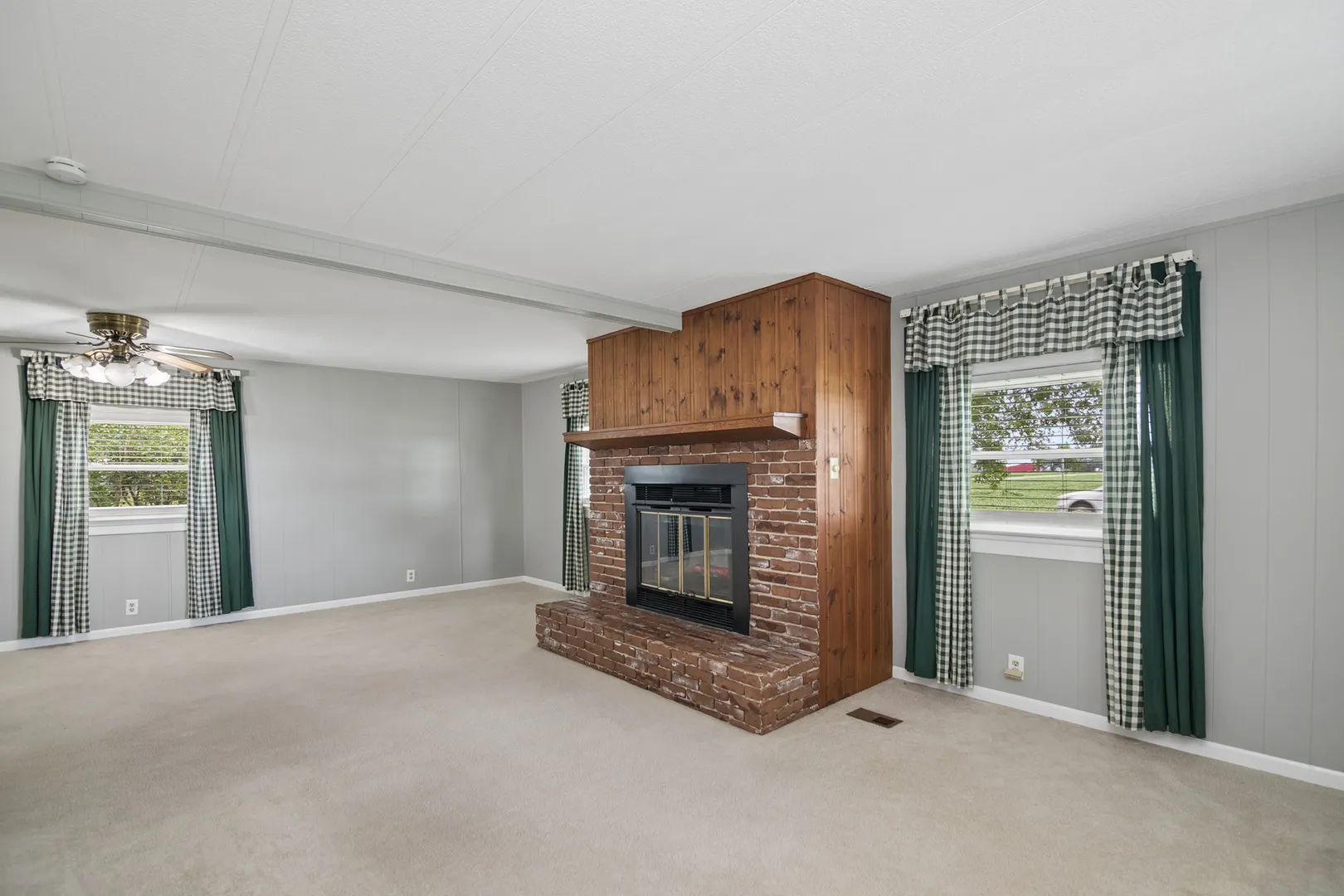 5472 E 2000 N Road IL