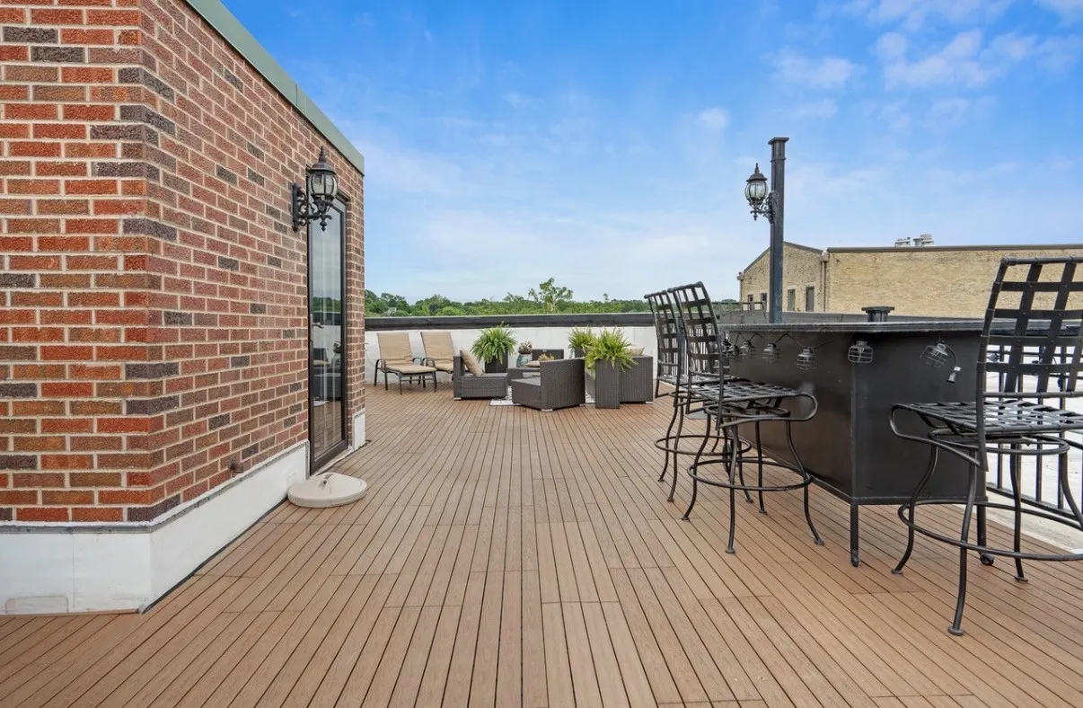 110 N 2nd Street IL #2
