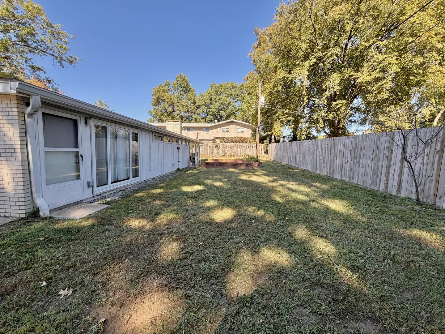 705-707 S Valley Road IL