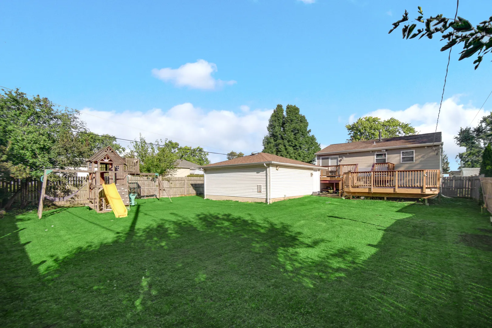 323 Karen Avenue IL