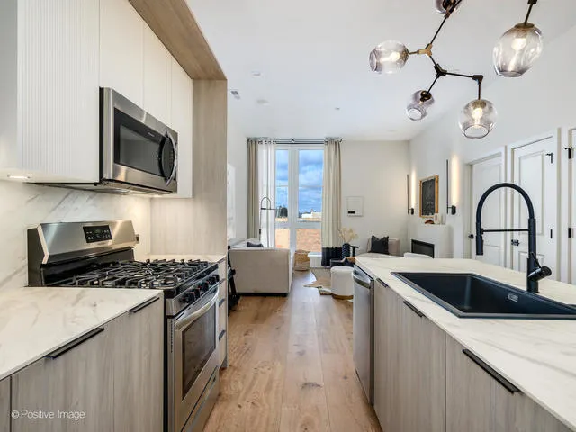 11 W Prospect Avenue IL #314