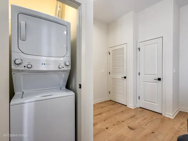 11 W Prospect Avenue IL #314