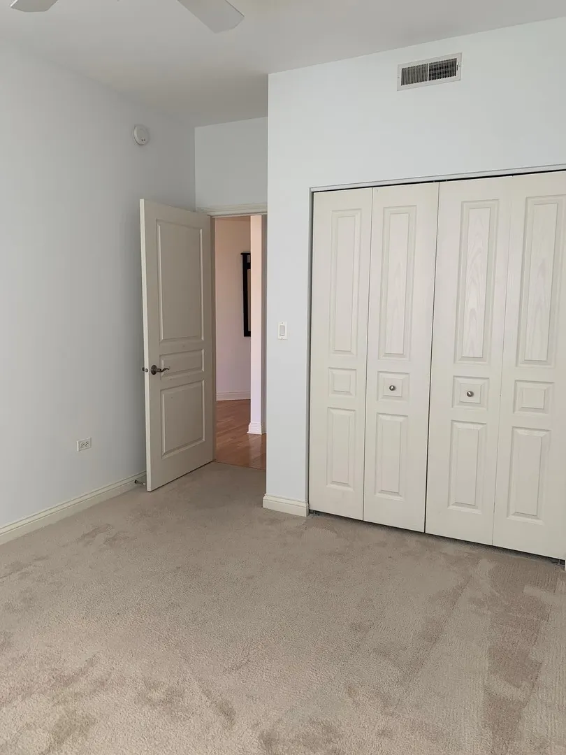 101 Pointe Drive IL #109