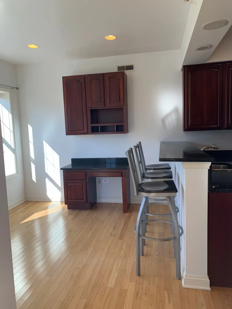 101 Pointe Drive IL #109