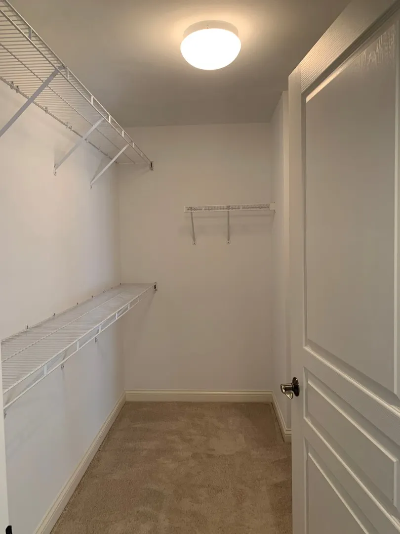 101 Pointe Drive IL #109