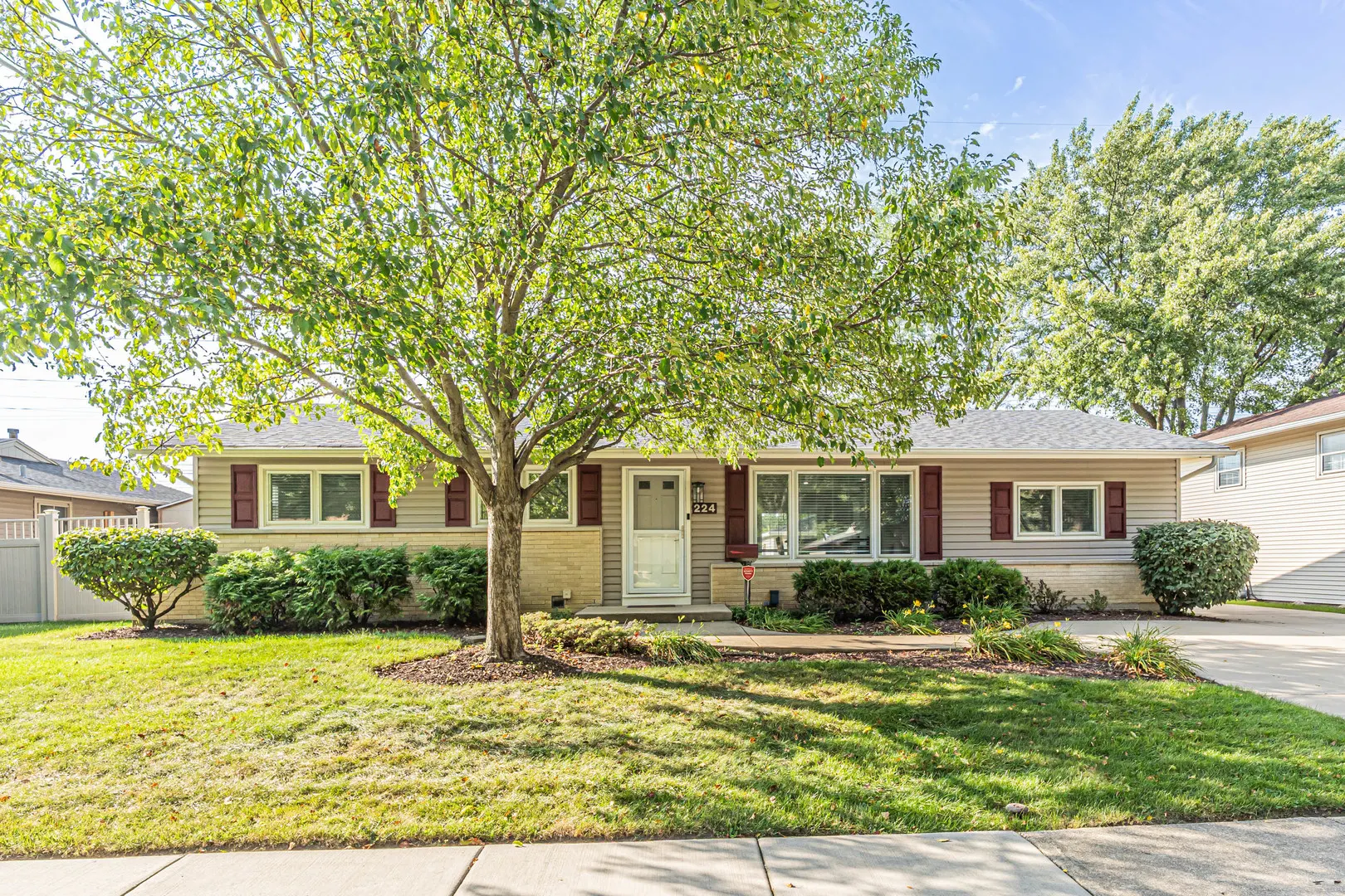 224 Redwood Avenue IL