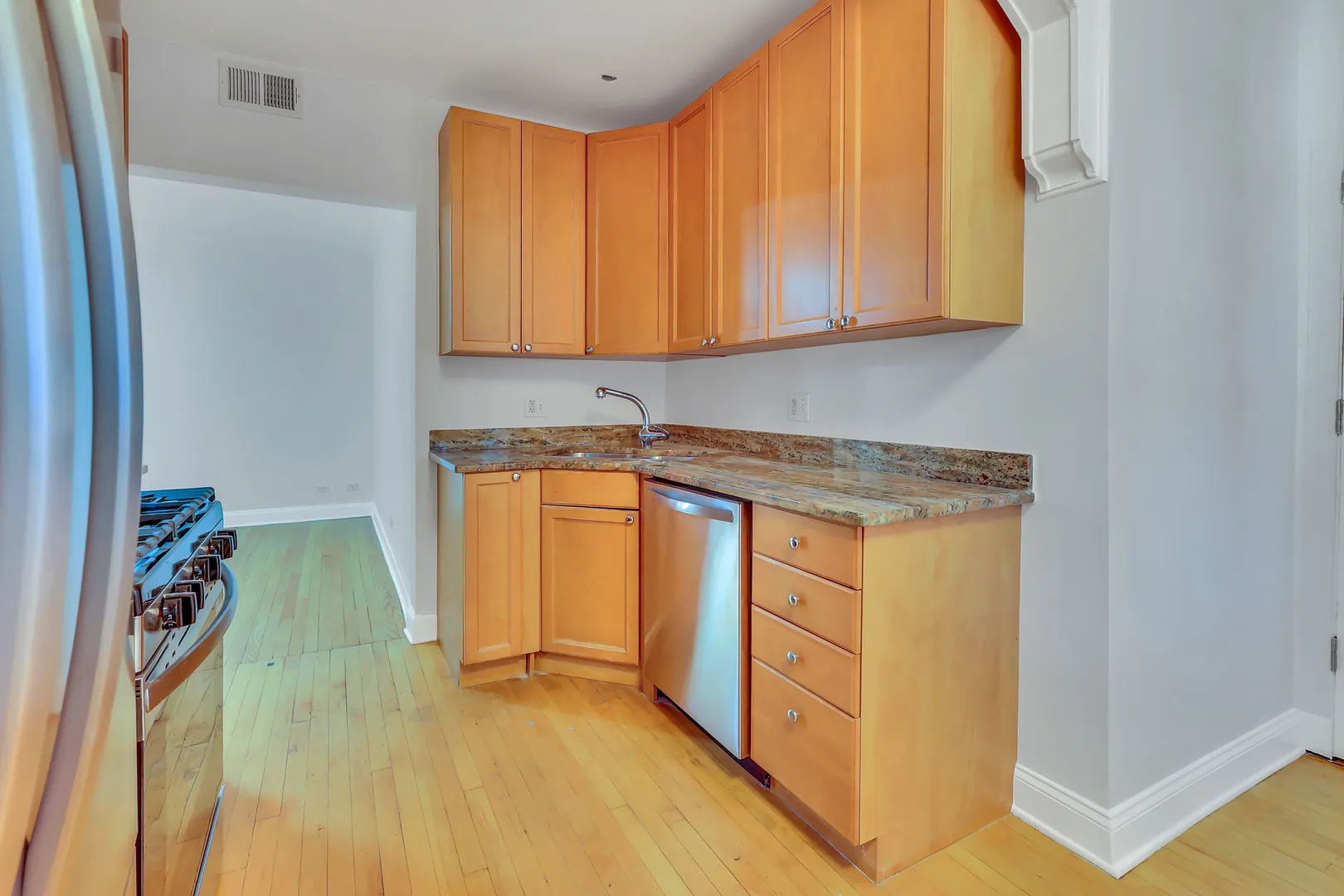 3404 N BELL Avenue IL #1