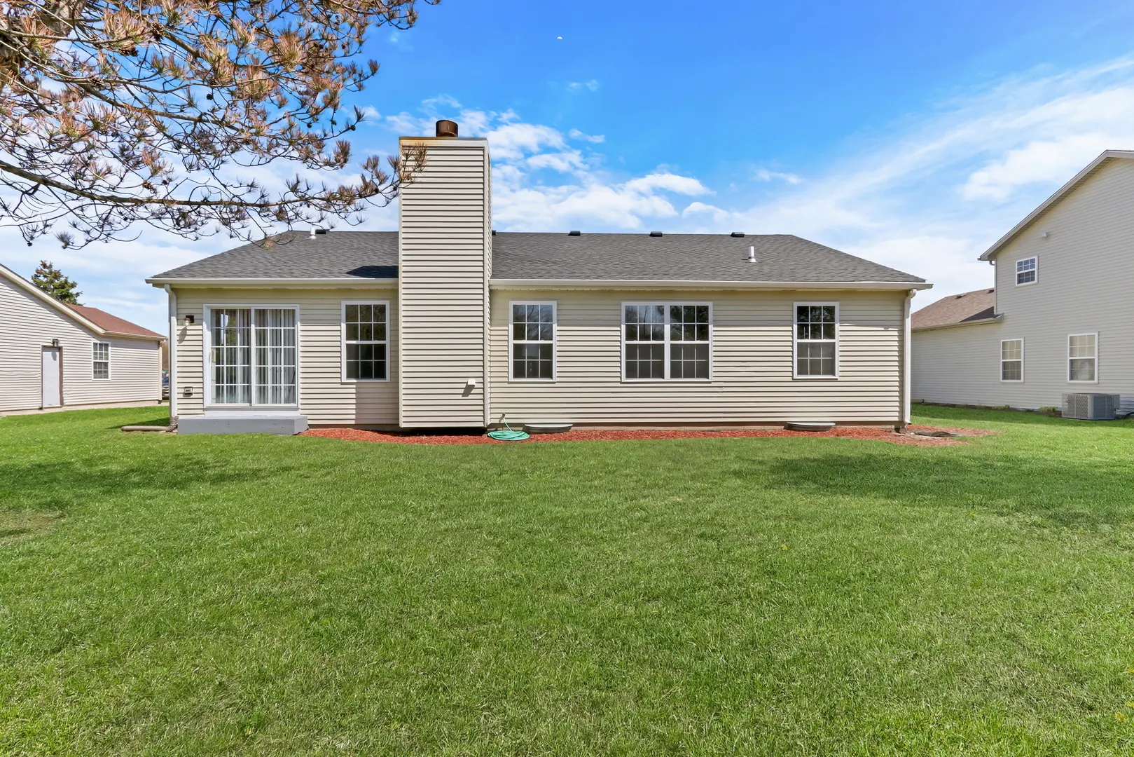 38312 Imperial Lane IL