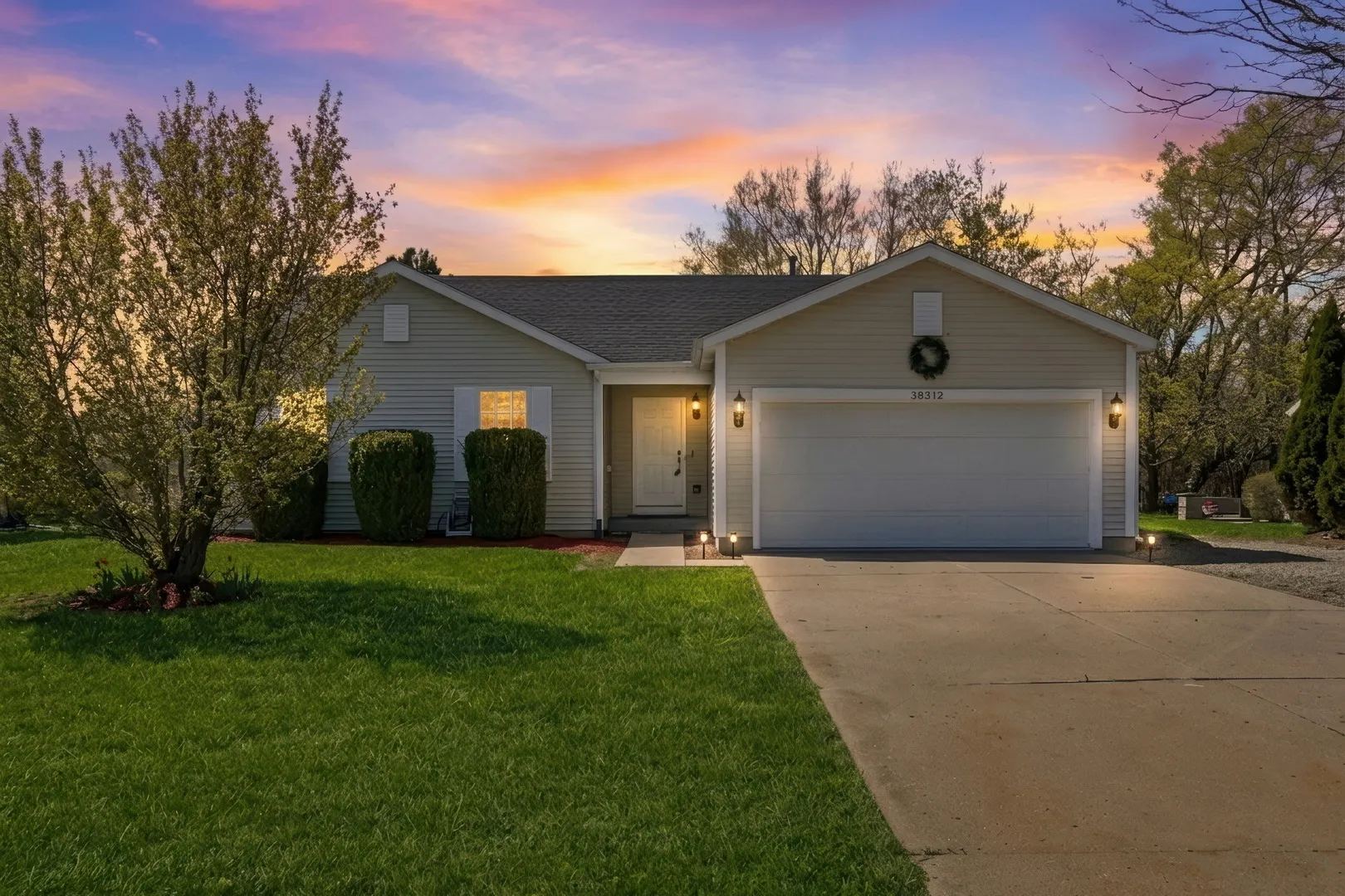 38312 Imperial Lane IL