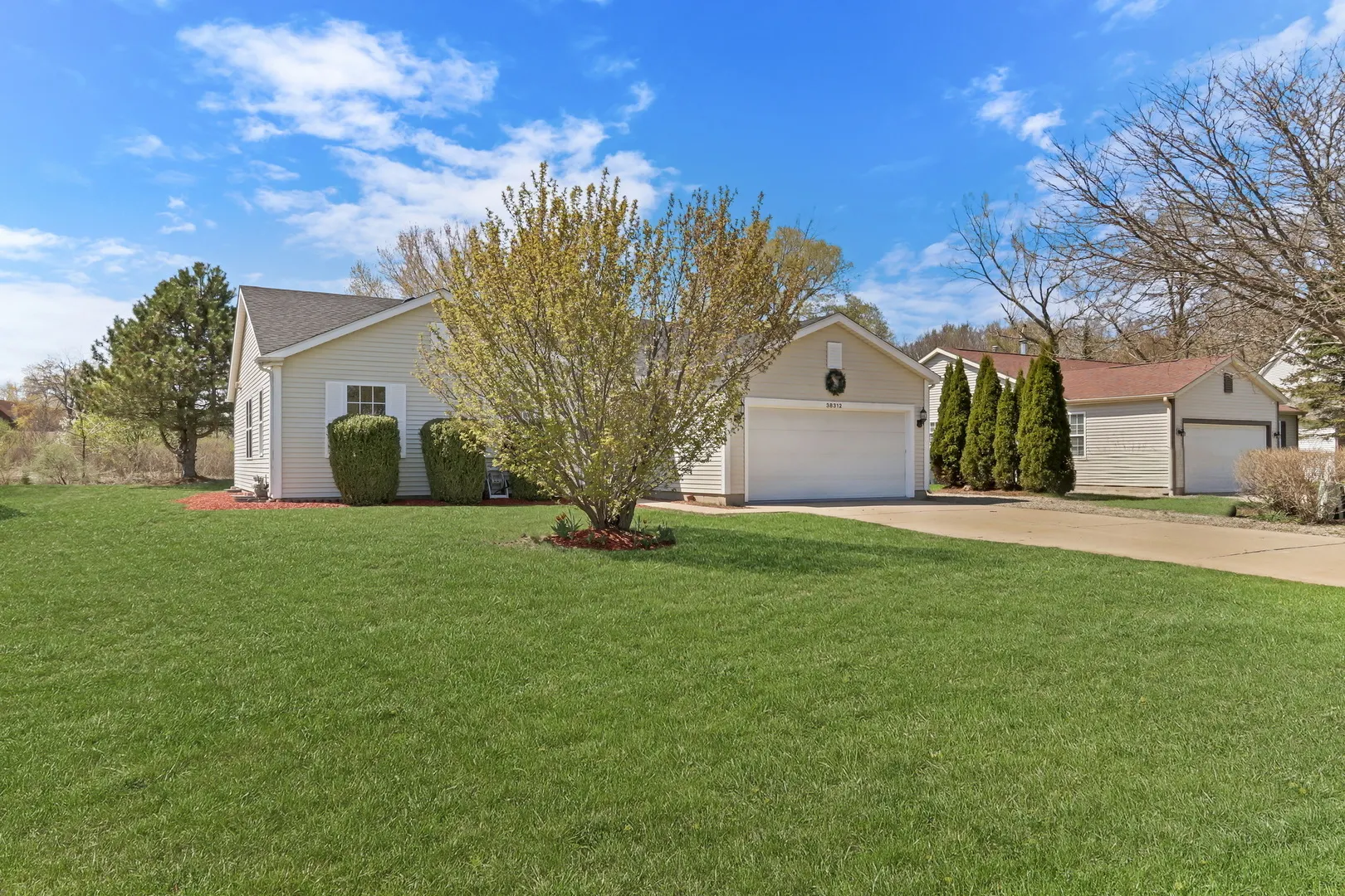 38312 Imperial Lane IL