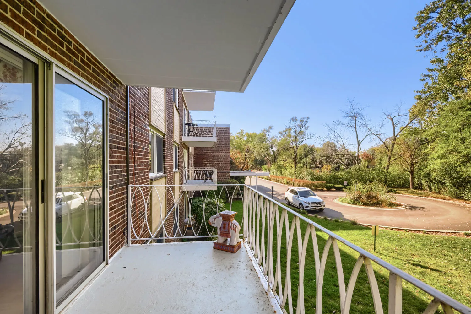 200 Deborah Lane IL #6B