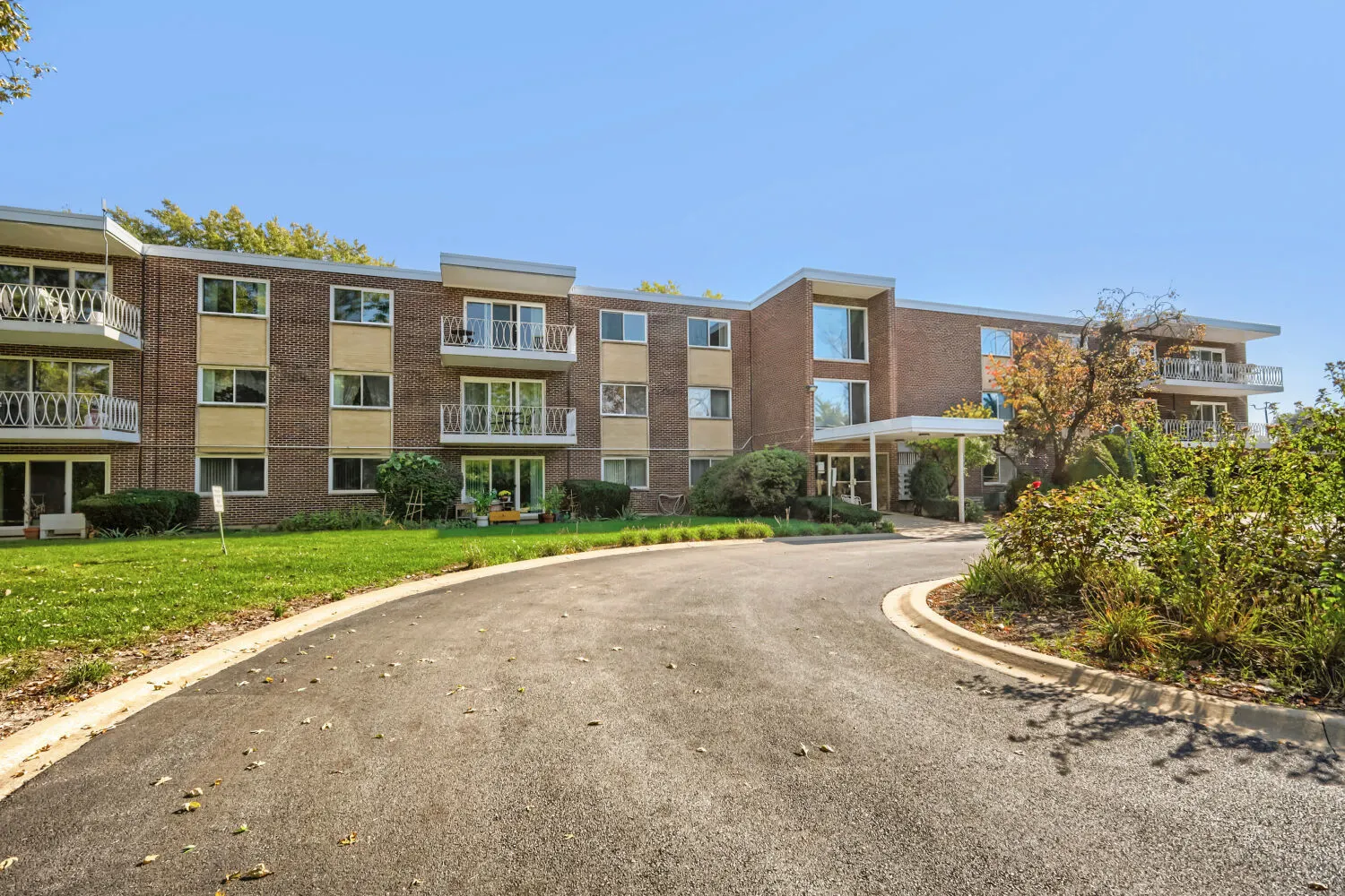 200 Deborah Lane IL #6B