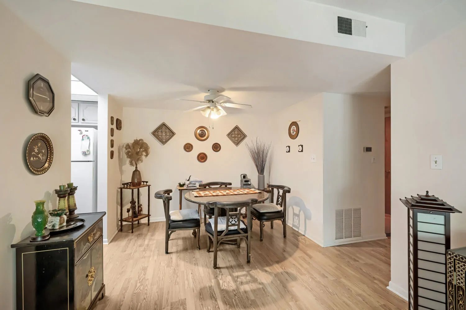 200 Deborah Lane IL #6B